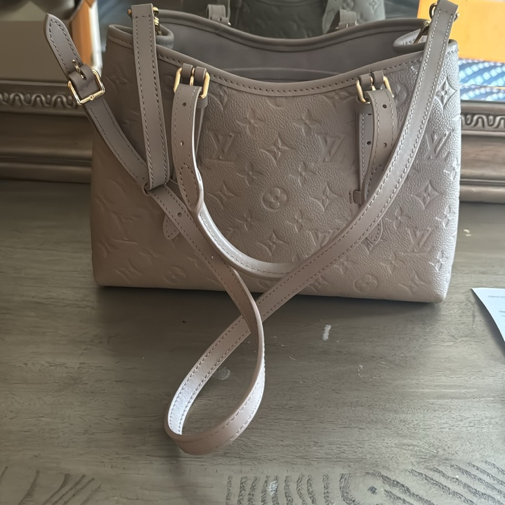 Louis Vuitton bag - Picture 7 of 11